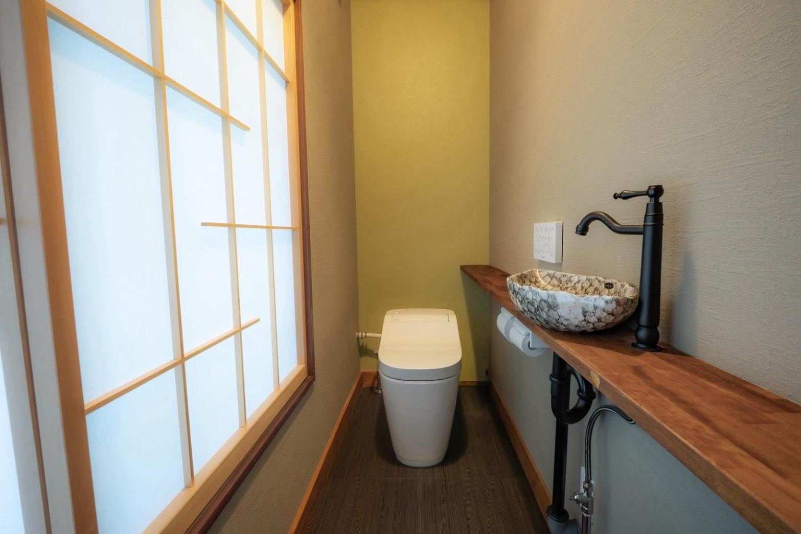 The powder room at Fukuwatari Tei
